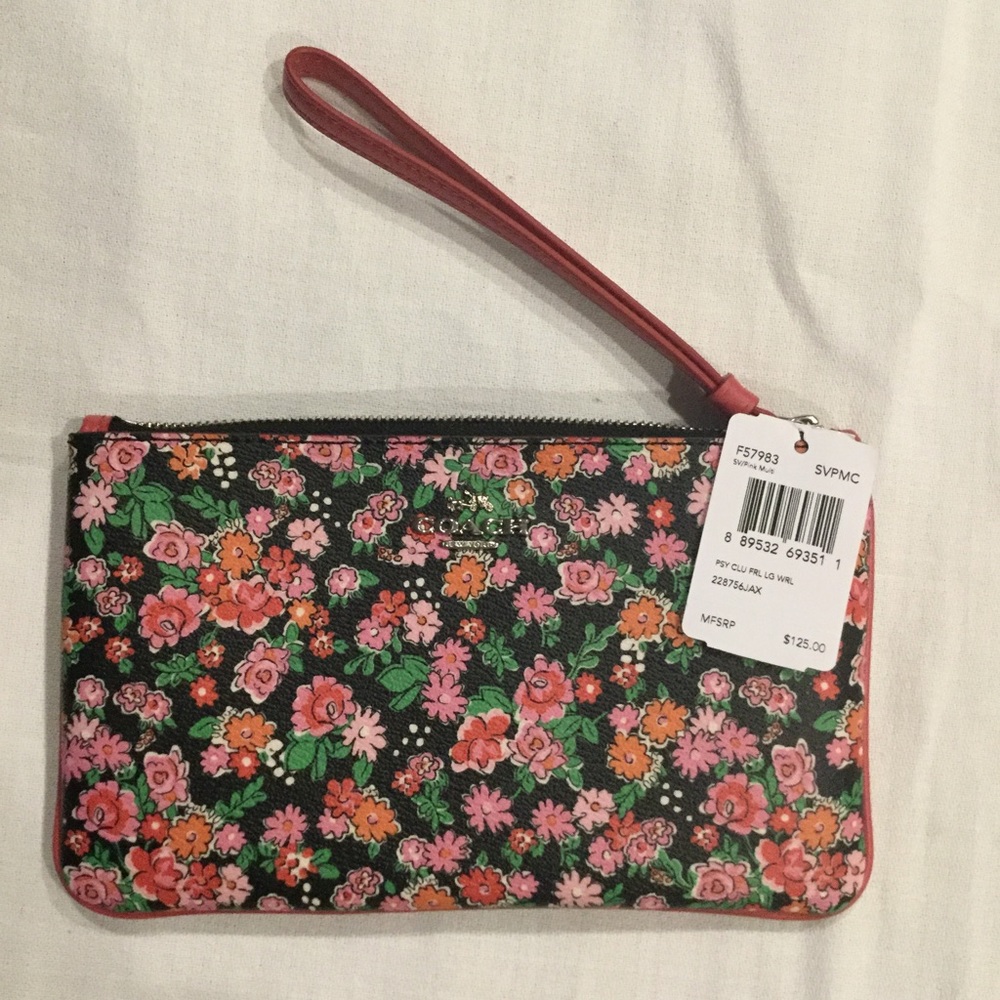 Coach Corner Zip Wristlet in Posey Cluster Floral - Picture 3 of 6