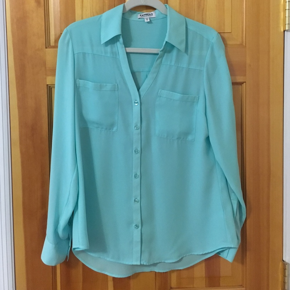 Express portfolio shirt mint