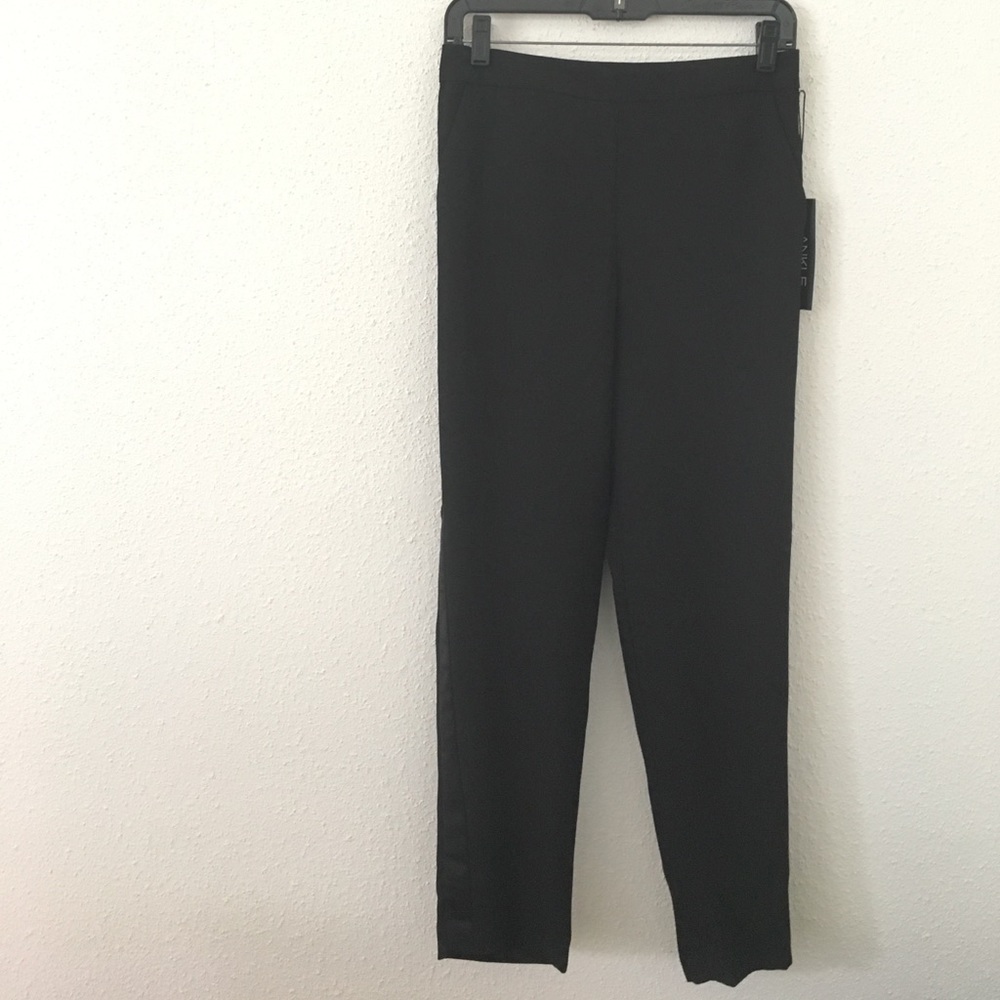 NWT Express XS Ankle Mid Rise Pant