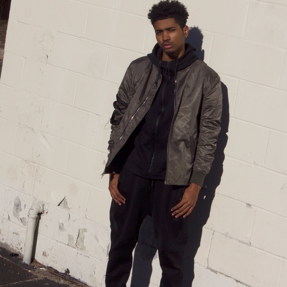 Brand New (REASON) marksman bomber (Green)