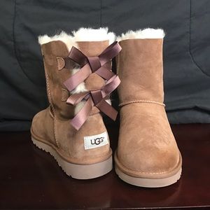 👢🎀Bailey Bow Chestnut Uggs🎀👢