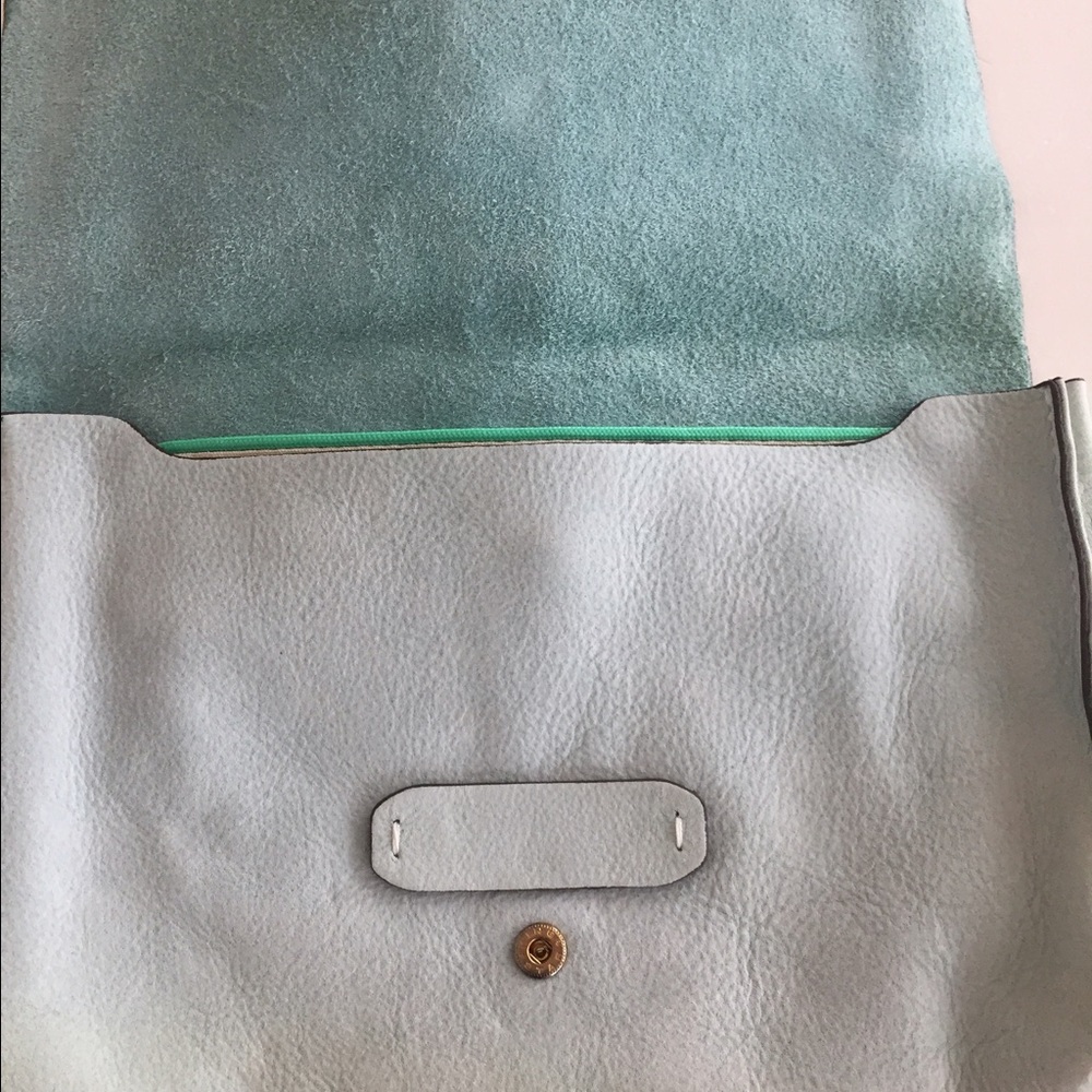 FOR SALE Gap cow leather clutch - Picture 3 of 4