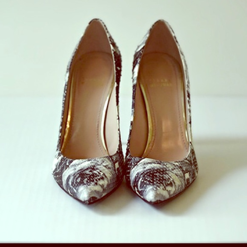 Stuart Weitzman Nouveau Snake Print Pumps - 7.5M