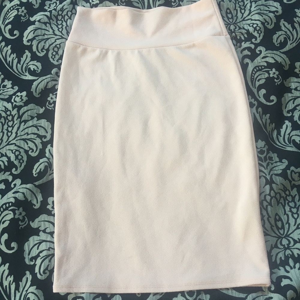 Xs Lularoe Cassie
