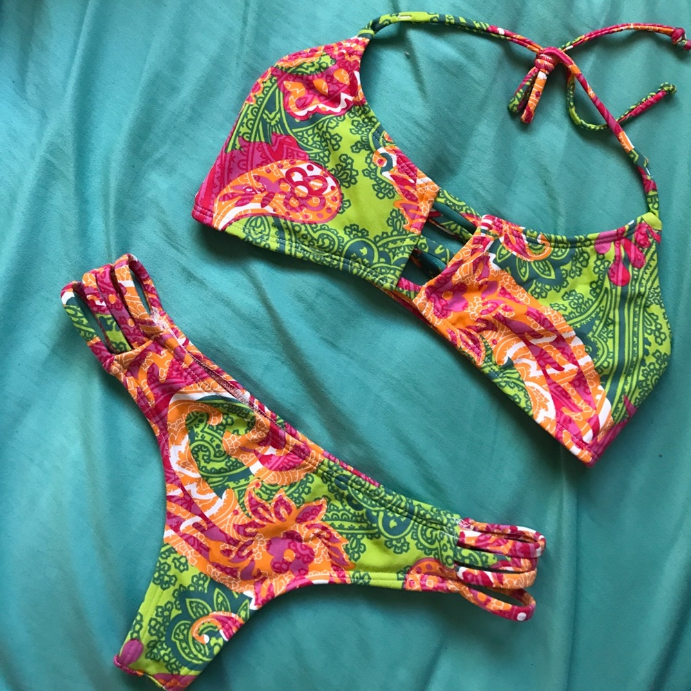 Midori bikinis Bali set