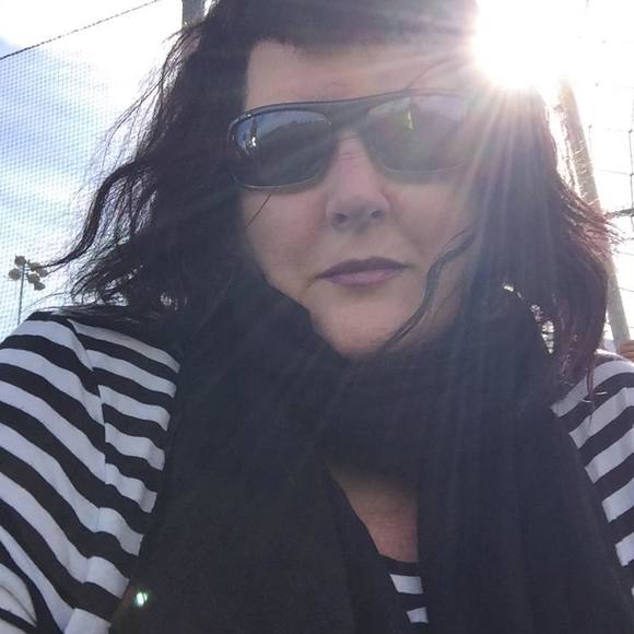 Meet your Posher, Cindy - Picture 1 of 1