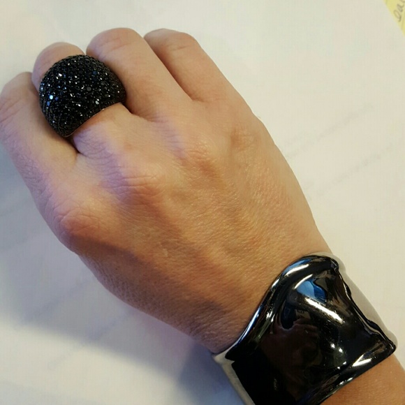 Gorgeous black spinel sterling silver ring - Picture 5 of 8