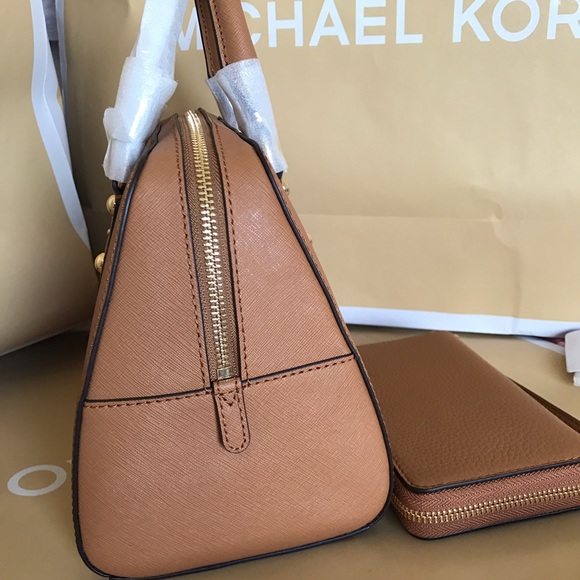 🐿☘️Michael Kors Set☘️🐿 - Picture 2 of 8