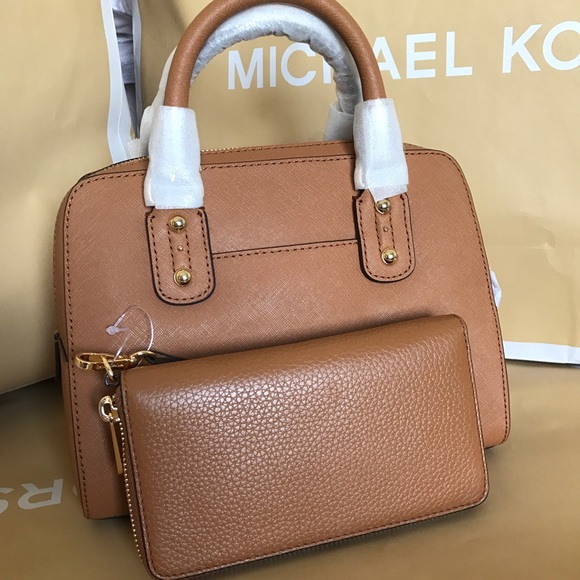 🐿☘️Michael Kors Set☘️🐿 - Picture 4 of 8