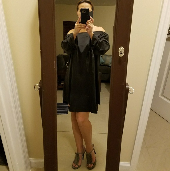 Off Shoulder Dress - Picture 2 of 5