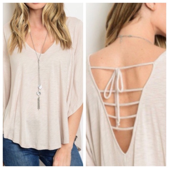 SALE!💫Sandy Blouse with Open Cutout Back - Picture 5 of 6