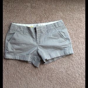 Perfect 3 1/2" shorts