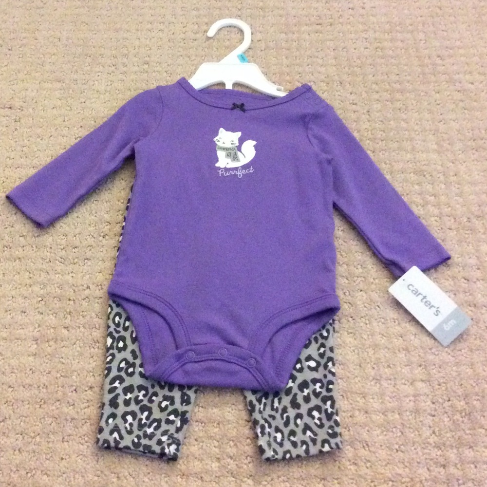 Carter's outfit