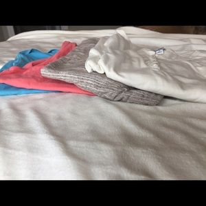 Bundle of 4 Small Tops