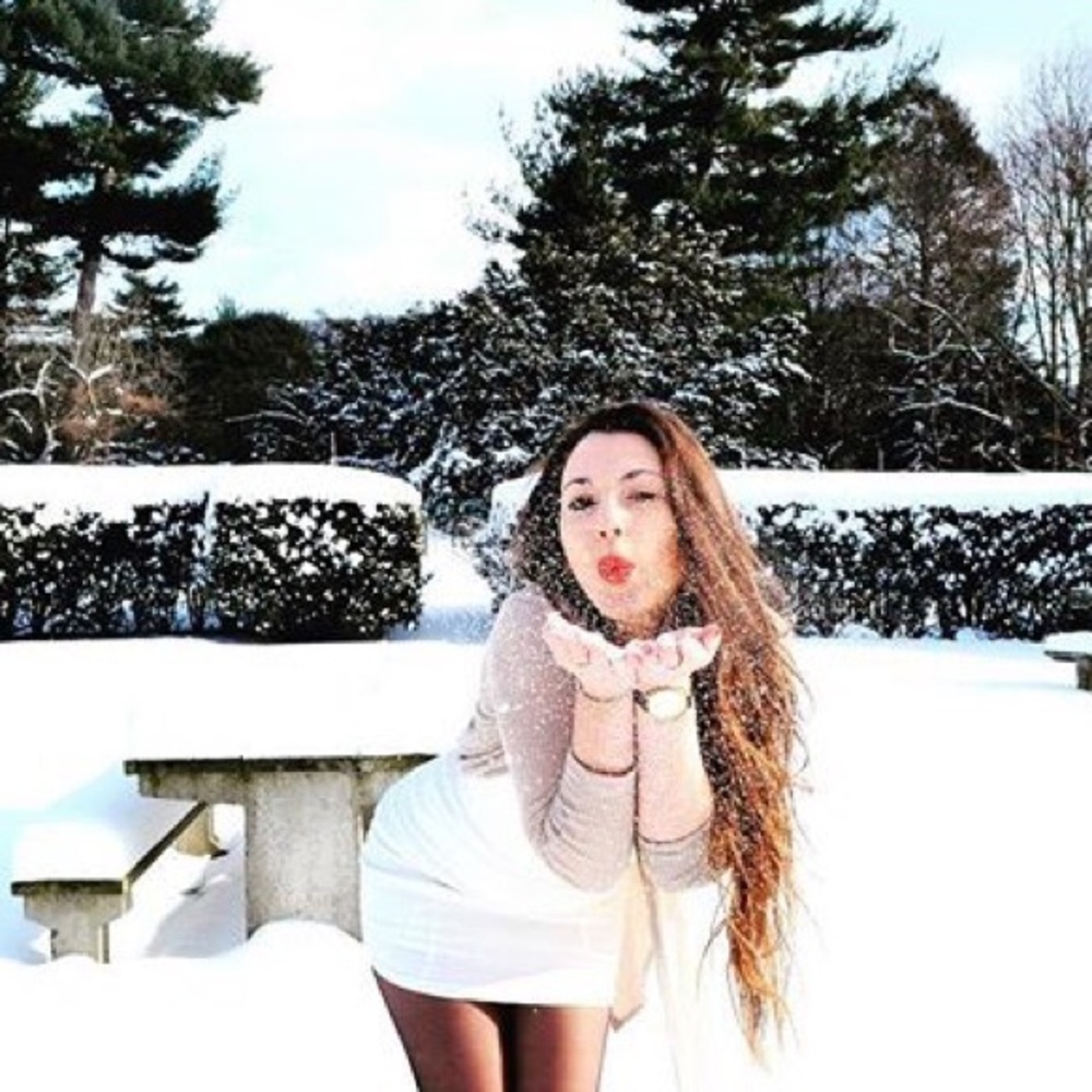 Meet your Posher, Olivia