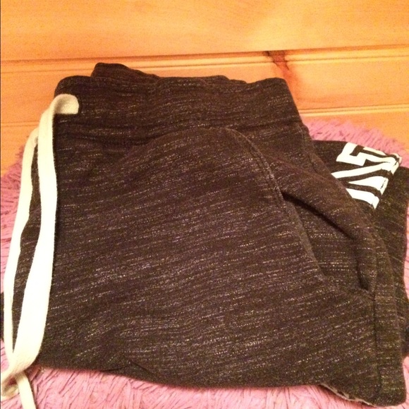 Pink sweatpants - Picture 1 of 2
