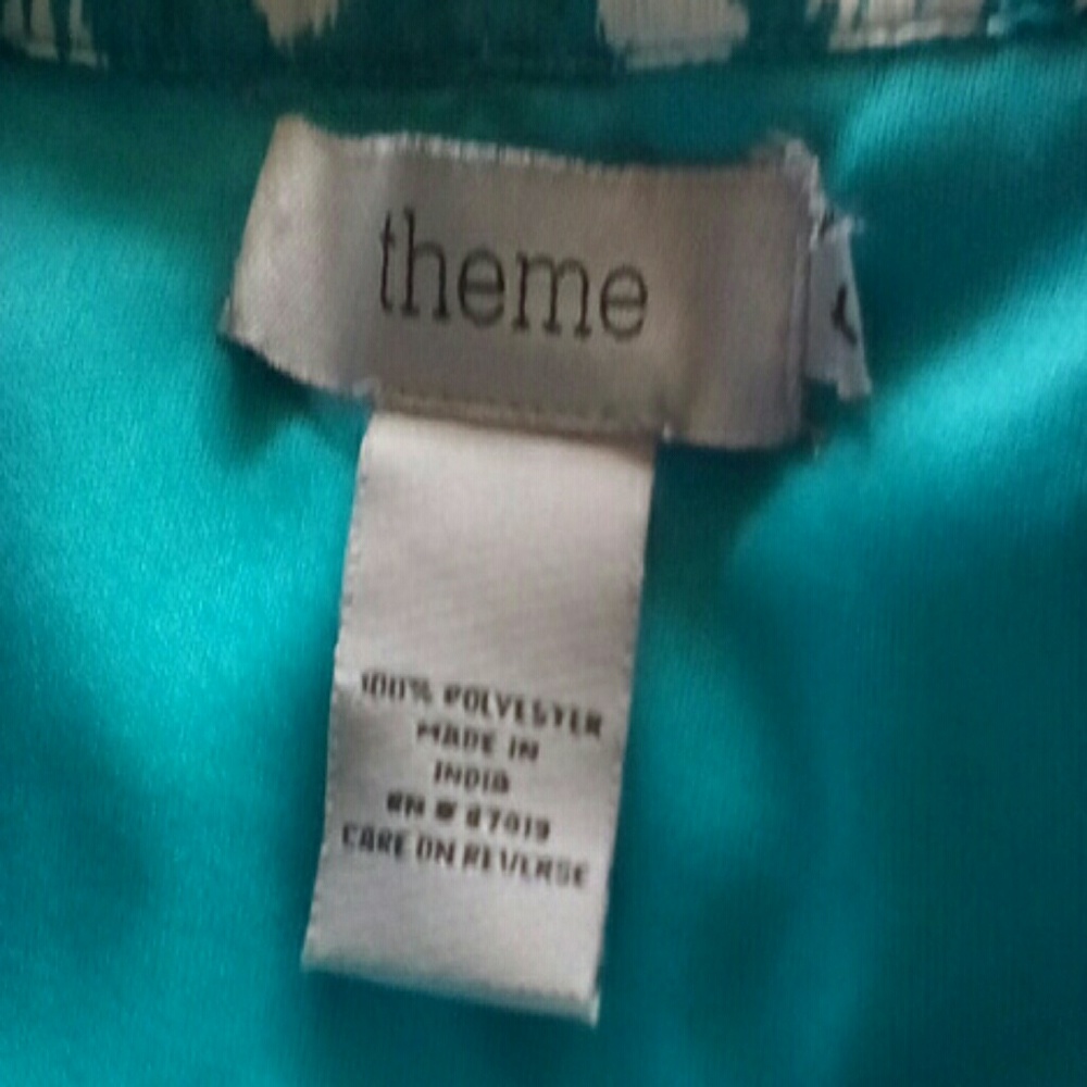 Theme Top - Picture 6 of 7