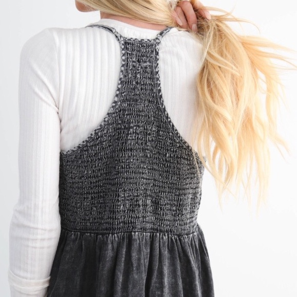 🎉RESTOCK🎉 Denim Jumper Dress - Picture 4 of 4