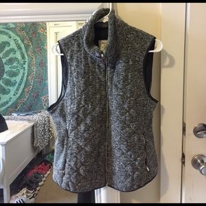 NWOT Abercrombie & Fitch quilted vest