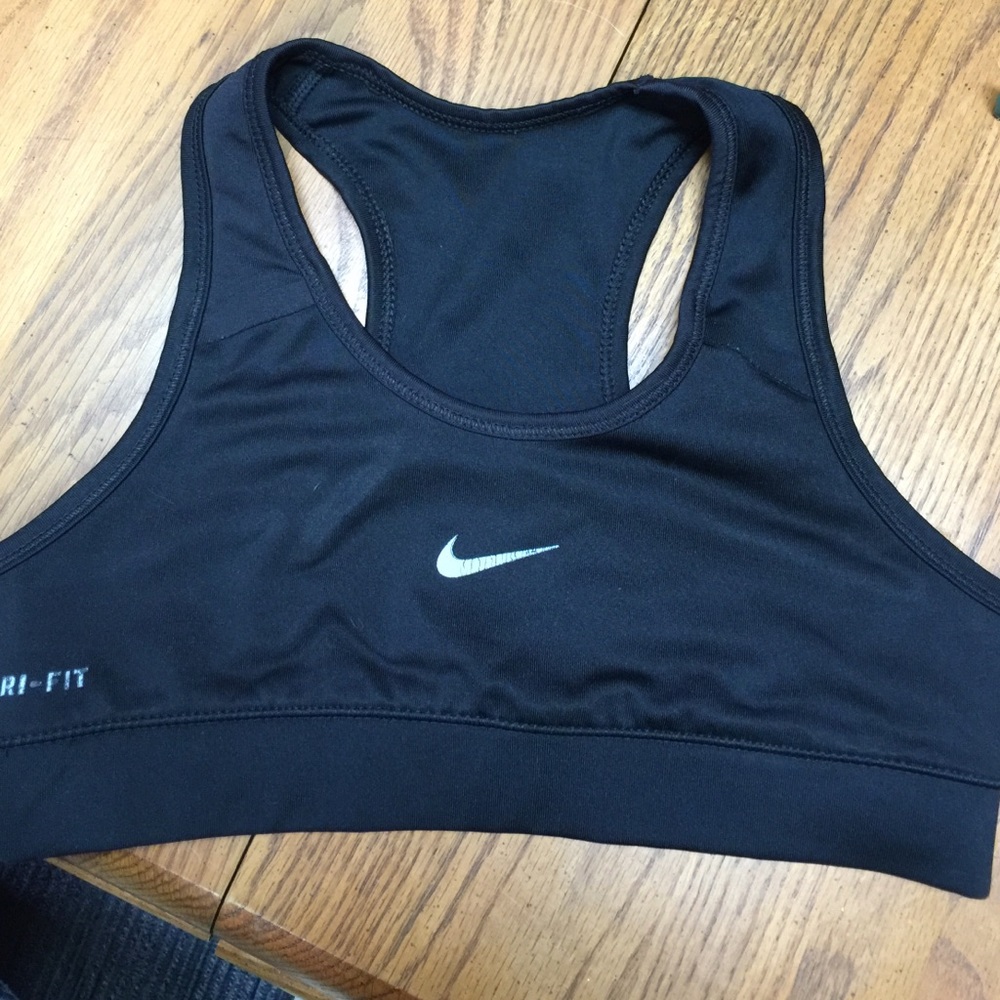 Nike sports bra