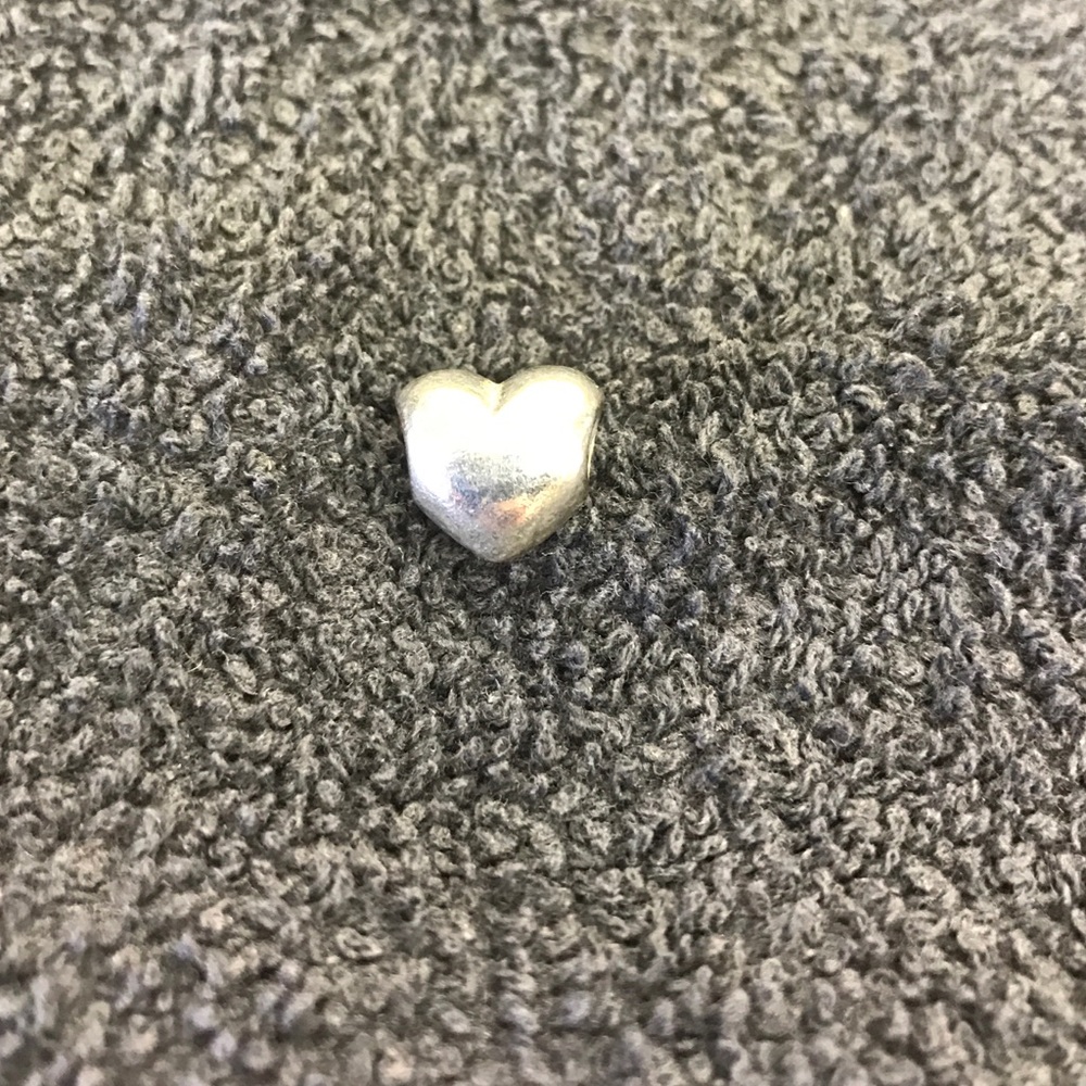 Pandora puffy heart charm