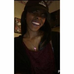 Meet your Posher, Cierra