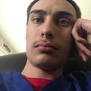 Meet your Posher, Ernesto