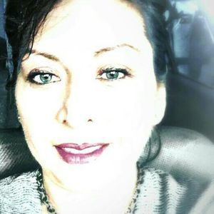 Meet your Posher, Marcela e