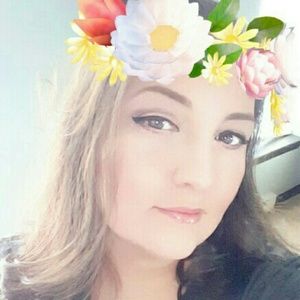 Meet your Posher, Alexandra