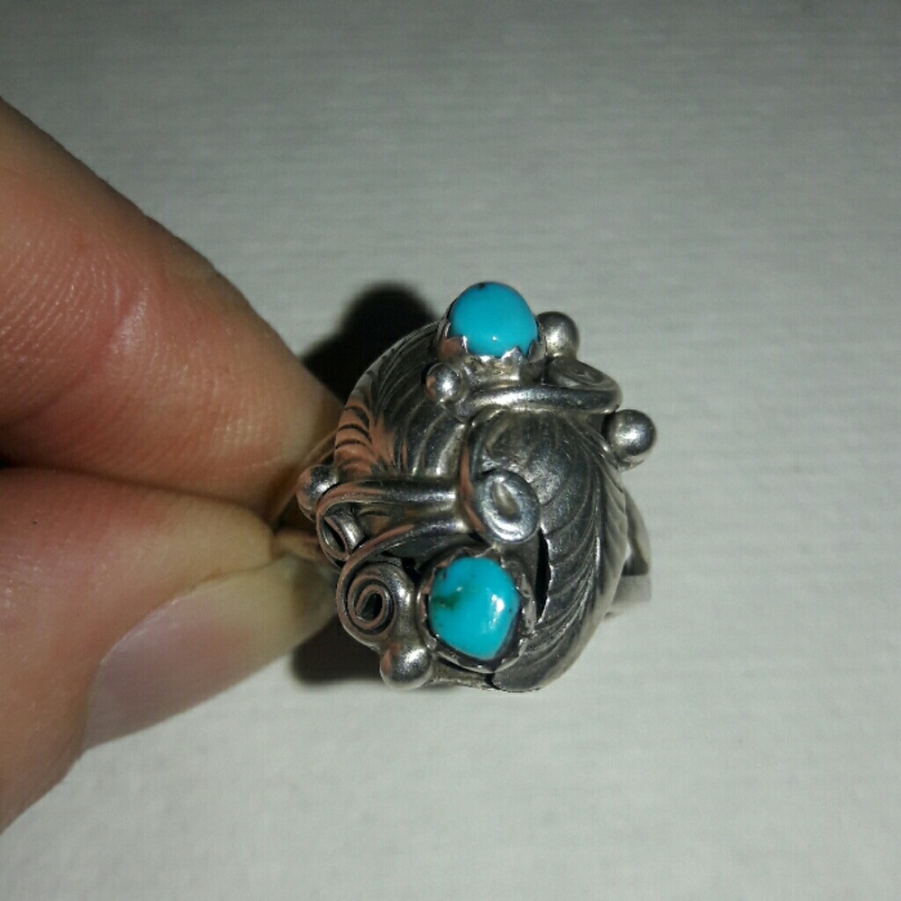 Vintage turquoise 925 Sleeping b. Navajo sterling