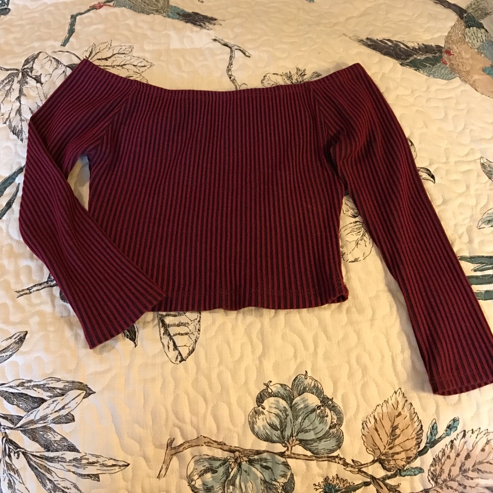 Trendy Off the Shoulder Crop Top