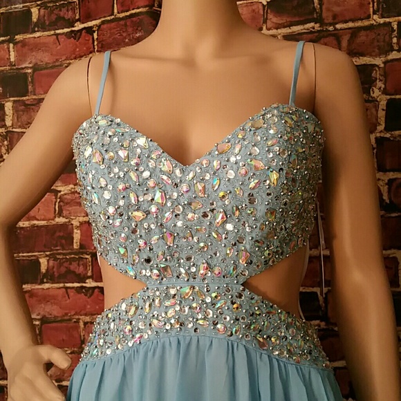 🎉Host Pick🎉Decode 1.8 Cut Out Prom - Picture 6 of 8