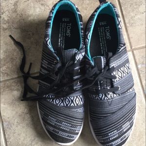 Black and white cultural Woven del Rey Toms