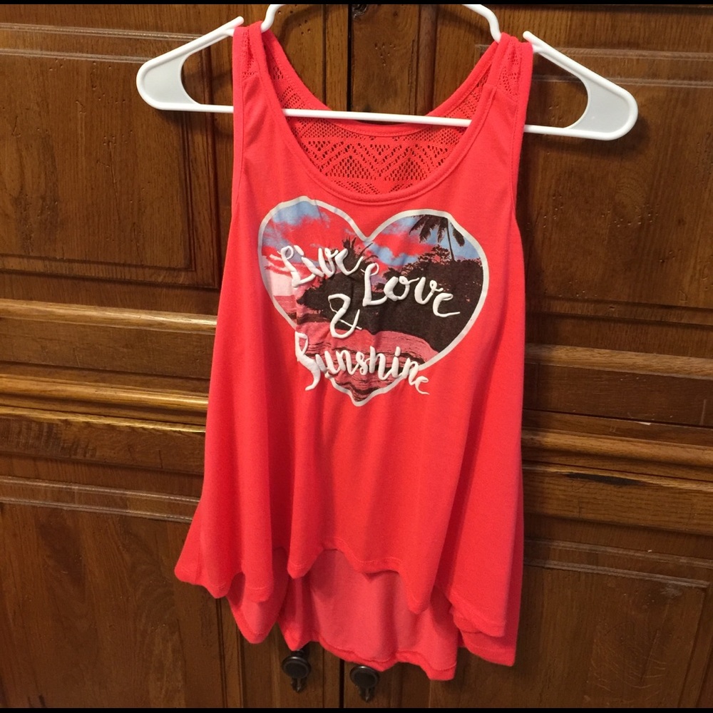 ⭐️ 4 for $8 ⭐️ Bright, sunny tank ☀️🕶