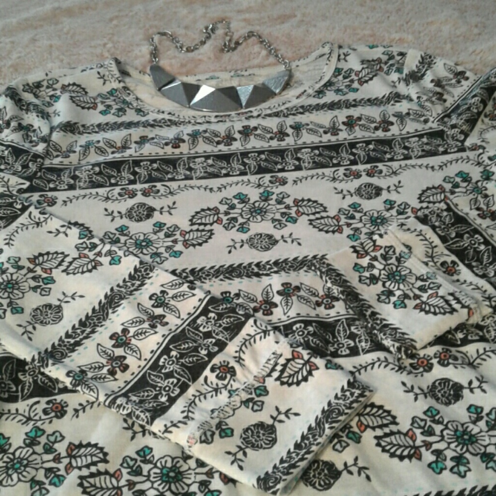 Long Sleeve Shirt by Mudd