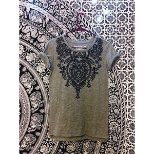 Aeropostale Grey & Black Top