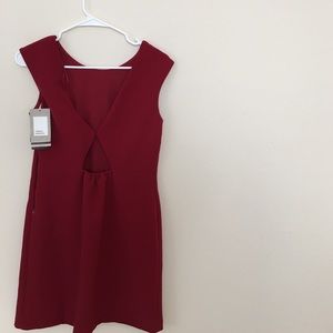 👗NWT Zara red dress. Trafaluc collection.