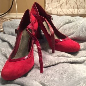 Gianni Bini Red Suede Mary Jane High Heels