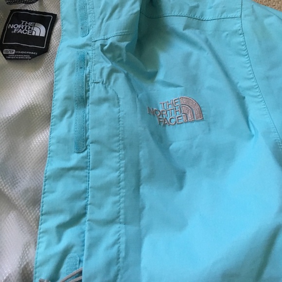North face rain jacket - Picture 2 of 4