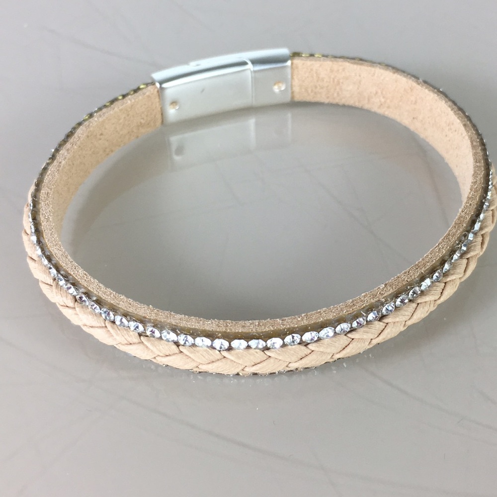 🔥New 🔥Bracelet - Picture 4 of 7