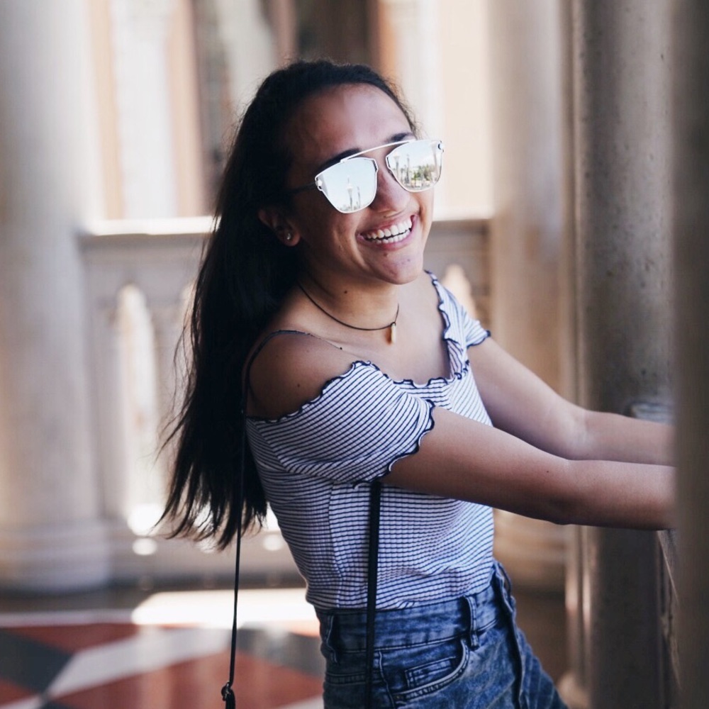 Meet your Posher, Sierra