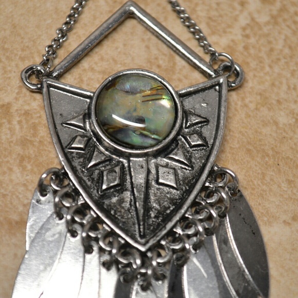 Stunning Brand New Silver Native Feather Earrings - Picture 6 of 8