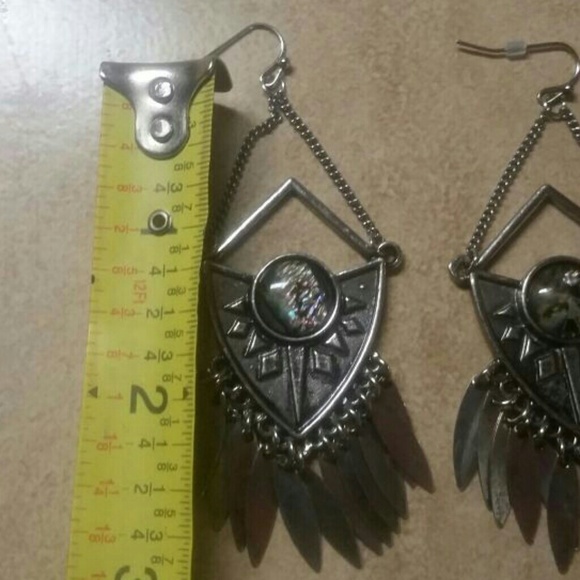 Stunning Brand New Silver Native Feather Earrings - Picture 7 of 8