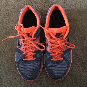 Orange Nike Pegasus 28