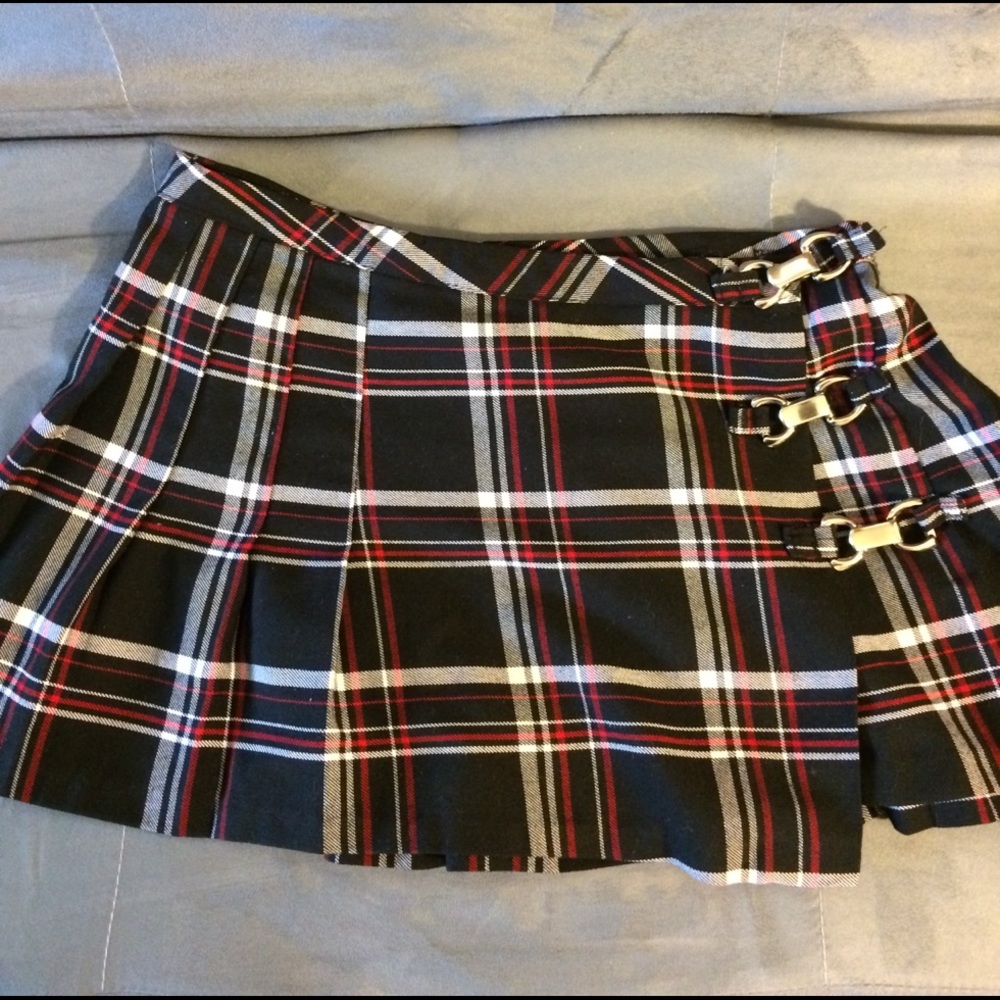 Black Red and White Plaid Pleated Rave Mini Skirt