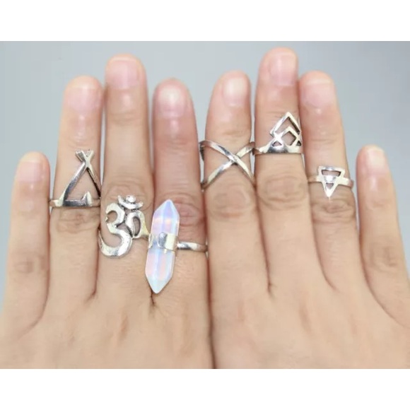 Jewelry - 🎉Buy 1 Get 1 FREE🎉 Boho Ring set