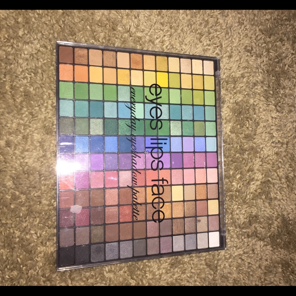 Full ELF everyday eyeshadow palette