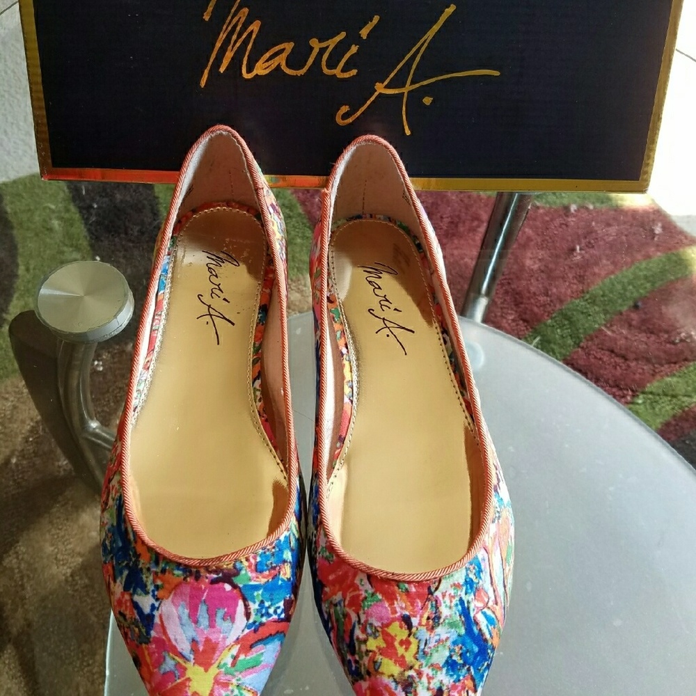 Mari A. colorful flats