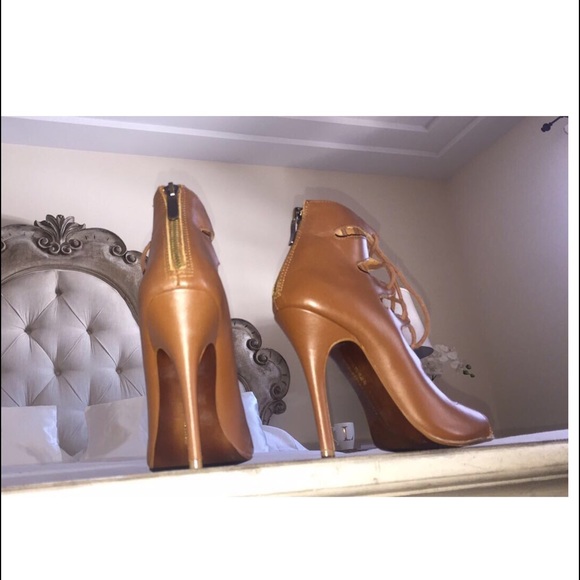 Chinese laundry lace up heels. Worn once. - Picture 5 of 6