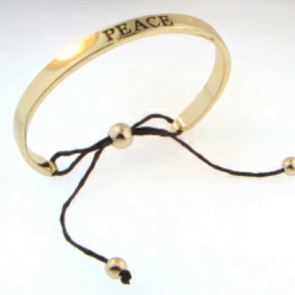 NEW! "PEACE" GOLD PLATED 7MM BANGLE